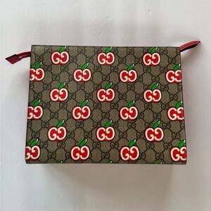 GUCCI GG SUPREME MONOGRAM APPLE LARGE CLUTCH CASE BEIGE MULTICOLOR LOBSTER RED